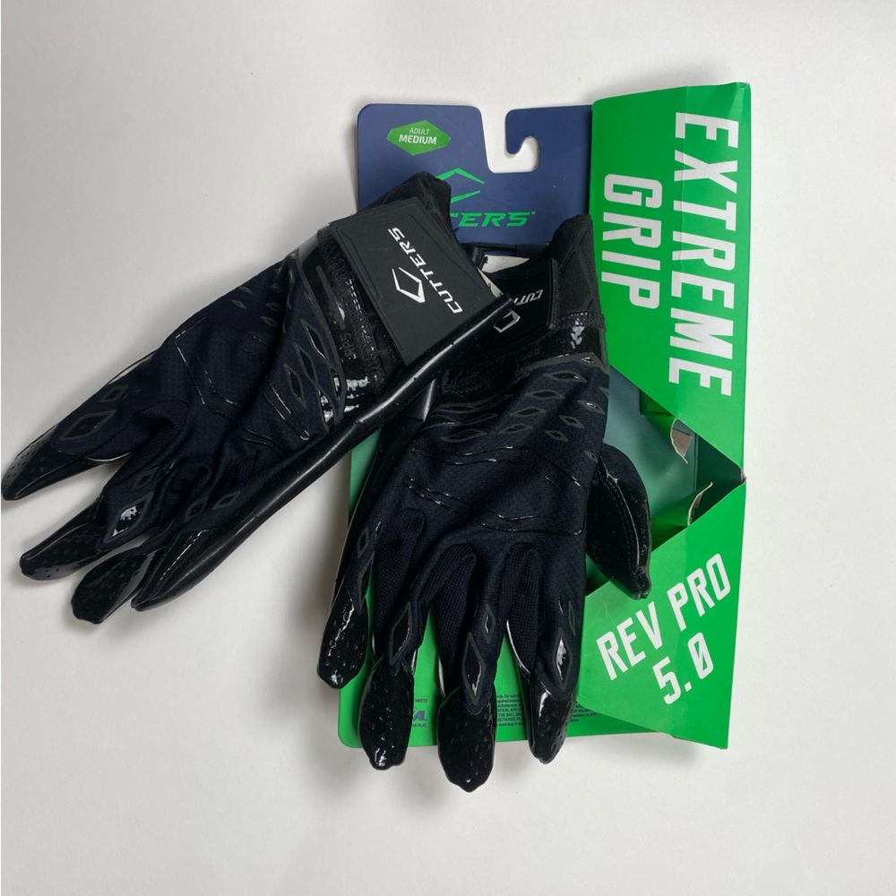 NWT Cutters Rev Pro 5.0 Extreme Grip Gloves - Black Medium